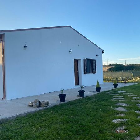 Il Vecchio Casale B&B Sedini エクステリア 写真
